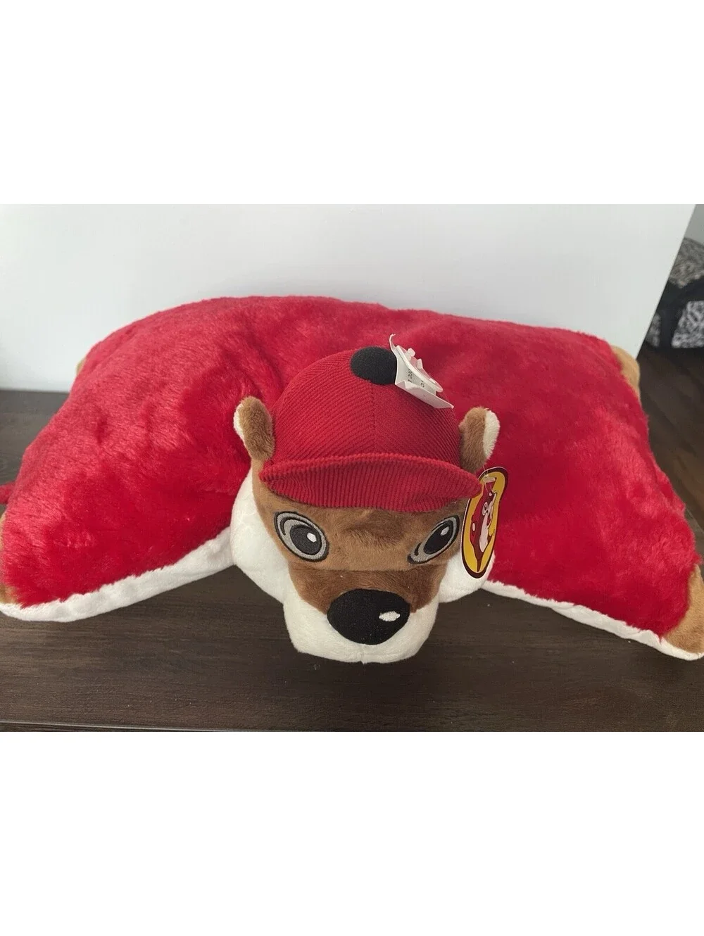 Buc-ee’s Pillow Pal Beaver Buddy 20” NWT red & white